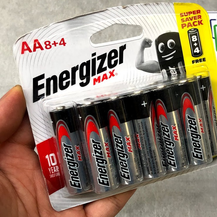 Bộ 12 pin tiểu Energizer Alkaline AA E91 BB8+4