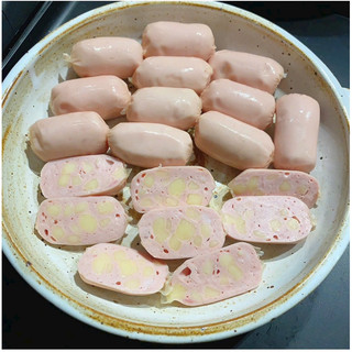 Xúc xích phomai tươi Handmade
