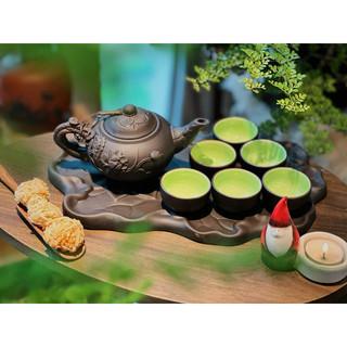Bộ ấm chén đắp hoa sen tử sa Bát Tràng