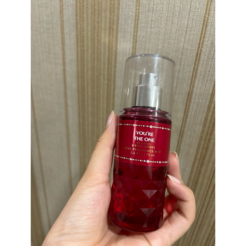 Thanh lý body mist minisize 75ml
