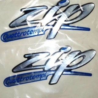 Tem Vespa Piaggio zip.