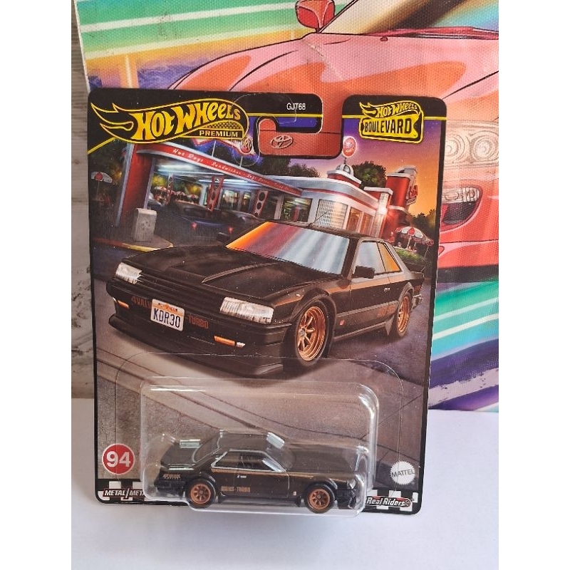 HOT WHEELS PREMIUM BOULEVARD NISSAN SKYLINE RS