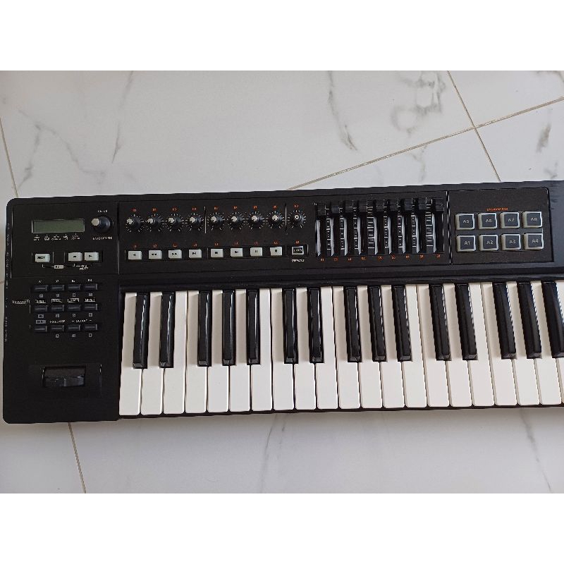 Thanh Lý đàn piano Roland A-800Pro Midi 61 Keyboard