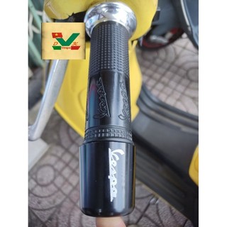 gù tay nắm vespa
