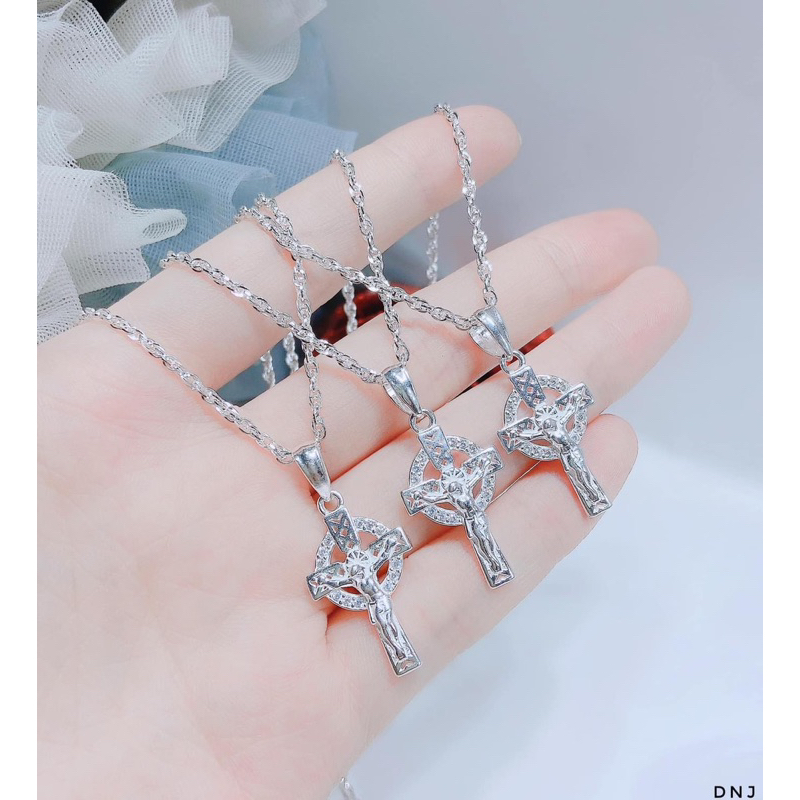 dây chuyền mặt thánh giá dày dặn bạc ta