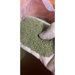 Thức ăn cho cá, viên nổi trên mặt nước, protein 30% thích hợp cho cá koi, cá kiểng nhỏ đầy đỉ kích cở (1kg/gói)