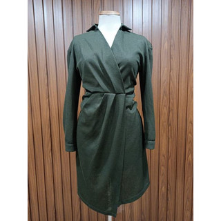HNOSS thanh lý - Đầm cổ V bymo - SIze S