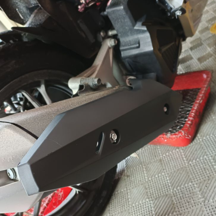 Ốp pô Zin Vario 125-150 2018 - 2025 Chính hãng Mã 18318K59A70