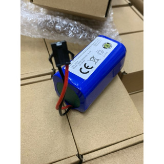 phụ kiện thay thế cho robot các mã ecovacs dh56-ds35-d37-ds43 và các mã có hình pin và zắc cắm tương tự