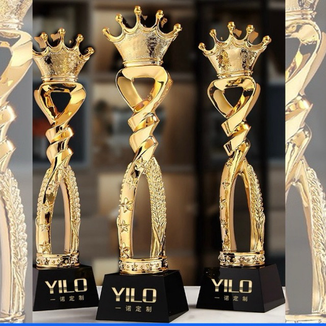 Cúp composite vương miện