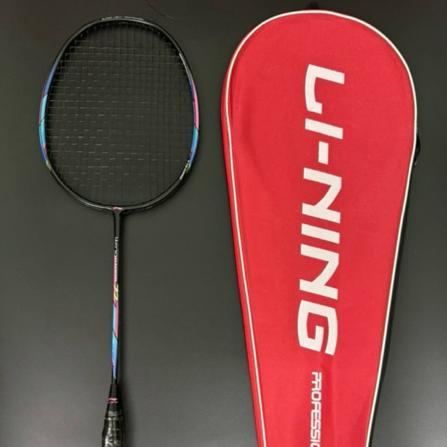 Vợt cầu lông Li-Ning siêu nhẹ siêu rẻ phù hợp với mọi lứa tuổi