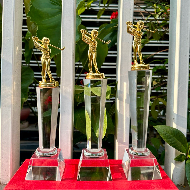 CÚP PHA LÊ (MẪU GOLF KIM LOẠI CAO)