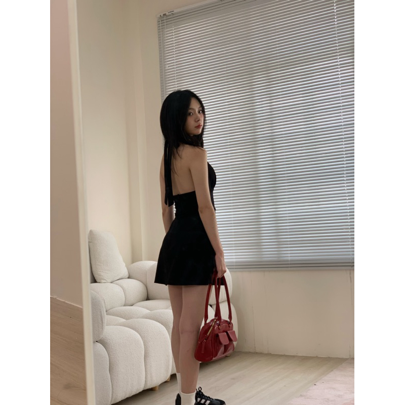 Đầm cột nơ cổ yếm V, chất kaki thun dày dặn co giãn. Phong cách sexy xinh đẹp (Ảnh tự chụp) | BigBuy360 - bigbuy360.vn