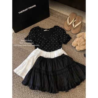 Chân váy ngắn dáng xòe phối ren nhiều tầng bồng bềnh tiểu thư