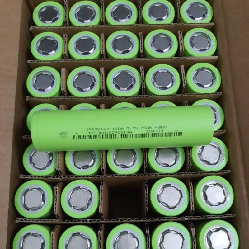 Cell 32140 lifepo4 3,2V 15Ah ( Hàng mới 100%) tặng kèm khung.