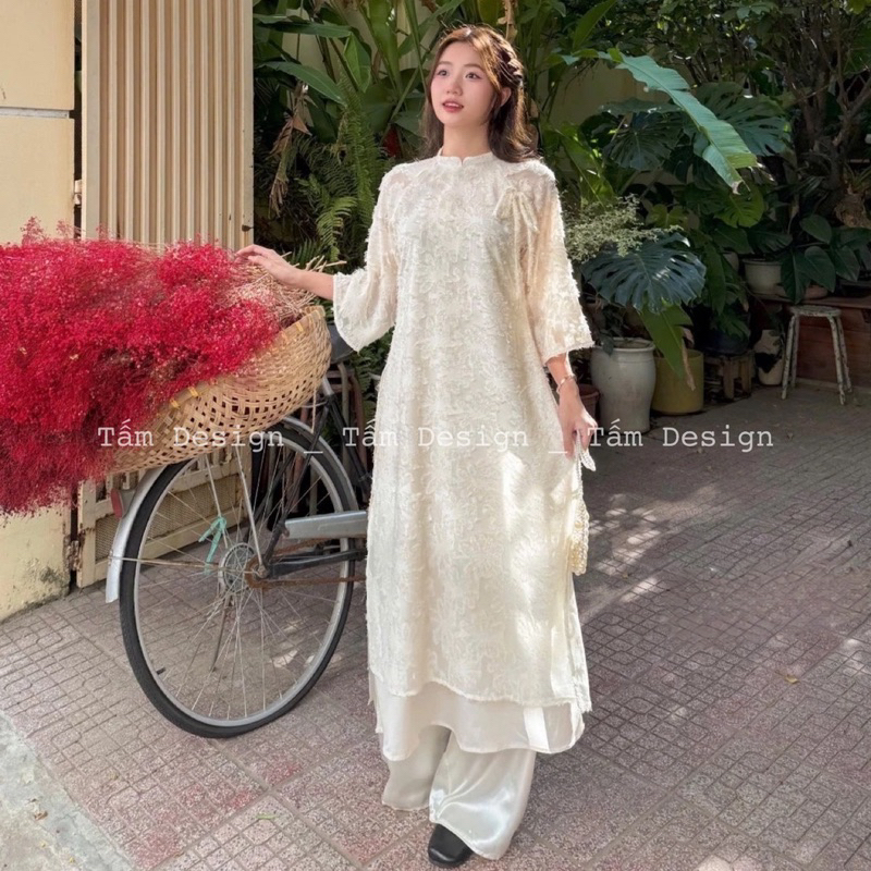 Áo dài lông vũ buộc nơ cách điệu, áo dài cách tân gấm hoa tua rua kèm quần lụa( hàng có sẵn) | BigBuy360 - bigbuy360.vn