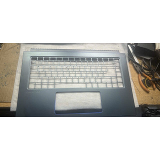 VỎ MSI PRESTIGE 15 THÁO MÁY.