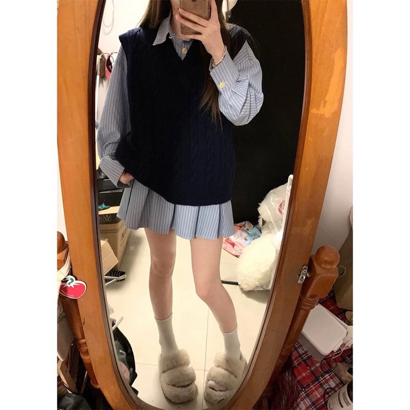 Set Váy Sơ Mi Kẻ Xanh Dài Tay Mix Áo Gile Len Tăm Xanh Than (Ảnh Thật Trải Sàn) Lollaye | BigBuy360 - bigbuy360.vn