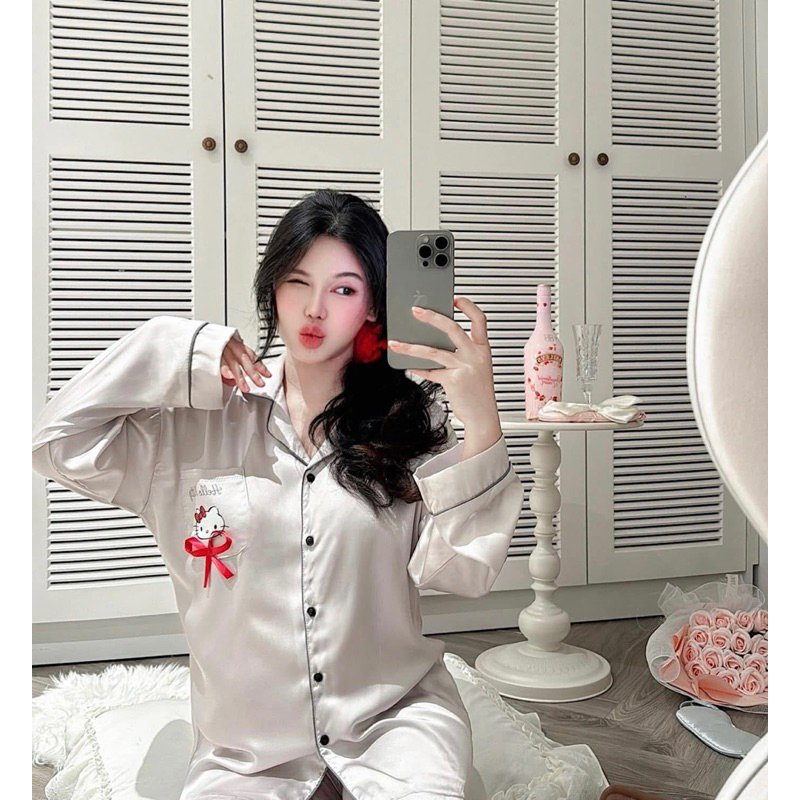 Bộ pyjama lụa mặc nhà cao cấp