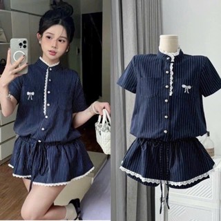 Set bộ đồ nữ jumpsuit kẻ sọc cổ tàu phối viền ren - Váy nữ túi ngực thêu nơ sanh chảnh