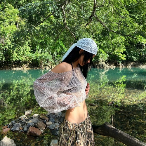 Áo Lưới TWENTI  Tay Dài Croptop Kèm Bra Đen | BigBuy360 - bigbuy360.vn