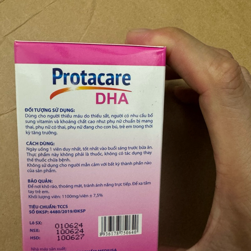 viên uống sắt bổ tổng hợp PROTACARE DHA bổ sung Acid folic ,vitamin cho phụ nữ có thai trước và sau sinh hộp 30 viên