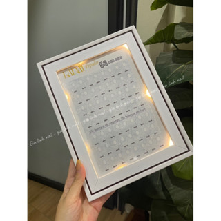 Khung chưng mẫu móng nail a4/a5 có đèn nhấp nháy trang trí (chưa kèm móng mẫu)