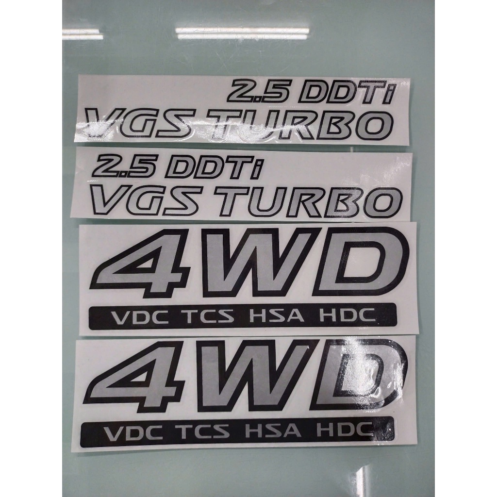 Tem Nissan Navara 4WD