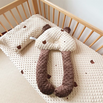 Gối chữ U cho bé sơ sinh Kidsworld,chống giật mình chống méo đầu vải nhung thêu/in giúp bé ngủ ngon
