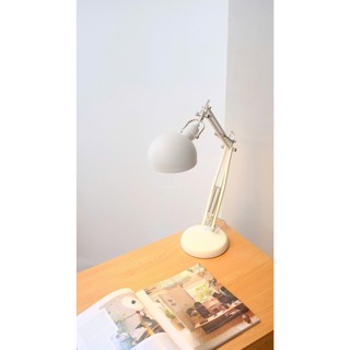 Đèn bàn ikea 01