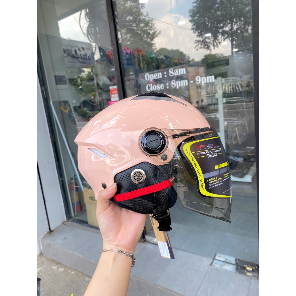 Mũ Nón Bảo Hiểm Nửa Đầu Royal M739 Màu Hồng Sữa Thời Trang Kính Dài Che Cằm  [ Tặng Móc Khóa]