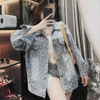 Áo Khoác Bò Jean Nam Nữ Hoạ Tiết Vân Đá Sắc Nét Logo Thêu Hàng Chuẩn Xịn