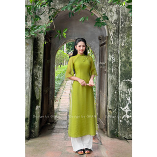 Áo dài đỏ cách tân nữ 4 tà Giian thiết kế cổ tròn tay loe đính kết hoa vải tơ óng cao cấp cho cô giáo, đi dạy học AD0633