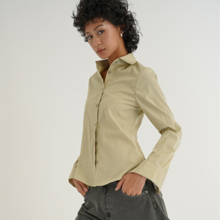 Áo sơ mi nữ kẻ Chiết Shirt dáng ôm chiết eo - oula studios