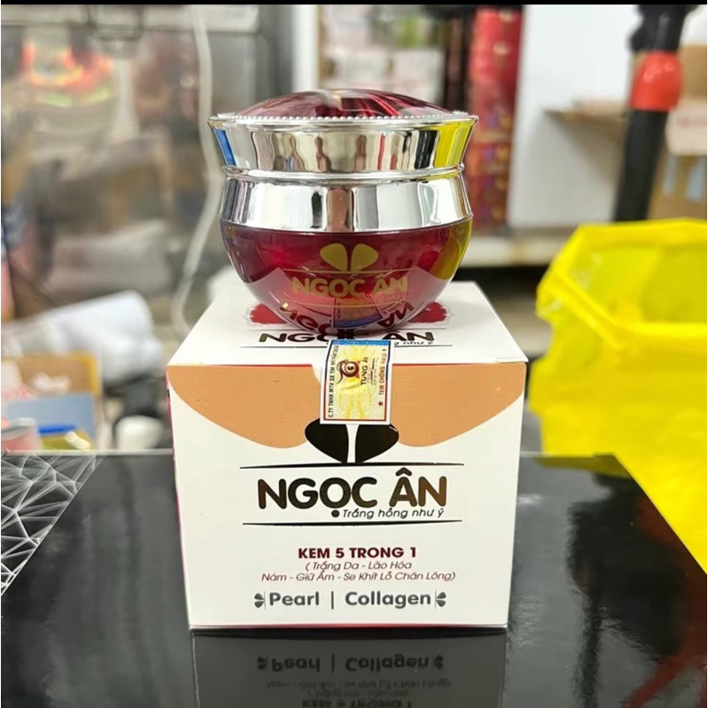 Kem Ngọc Ân 5 Trong 1 Trắng Da Lão Hoá Nám Giữ Ẩm Se Khít Lỗ Chân Lông 20g