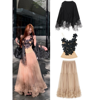 ( ORDER ) ( SẴN ÁO TRẮNG ) Set Áo Yếm Đính Hoa & Chân Váy Lưới Xoè & Khăn Choàng Ren