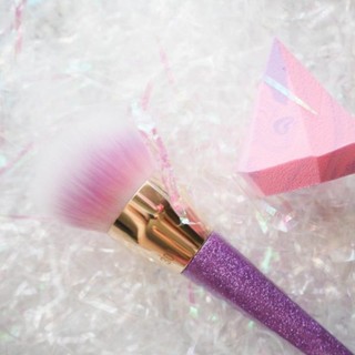 Cọ tán nền RT Real Techniques Brush Crush 301 Foundation