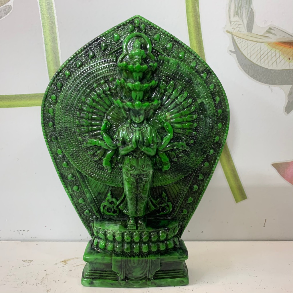 Tượng đá trang trí phòng thờ - Tượng Phật Bà Quan Âm nghìn mắt nghìn tay đứng tòa sen - Cao 19cm - T