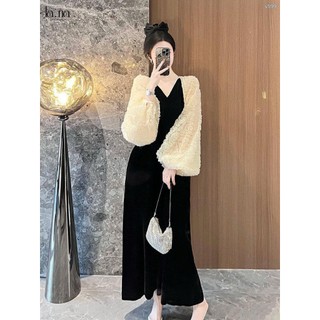  Váy Nữ thiết kế cao cấp La.Na dài tay nữ tính sang chảnh họa tiết hoa chất liệu Nhung Hàn phối ren đính ngọc - V599 
