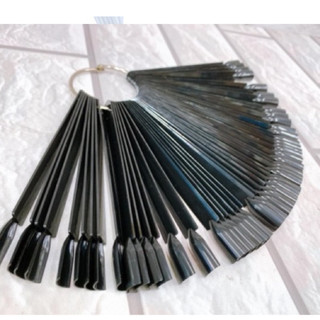 Móng que vuông tập sơn , vẽ nail