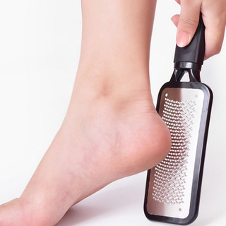 kem mềm da + cây chà gót chân nail