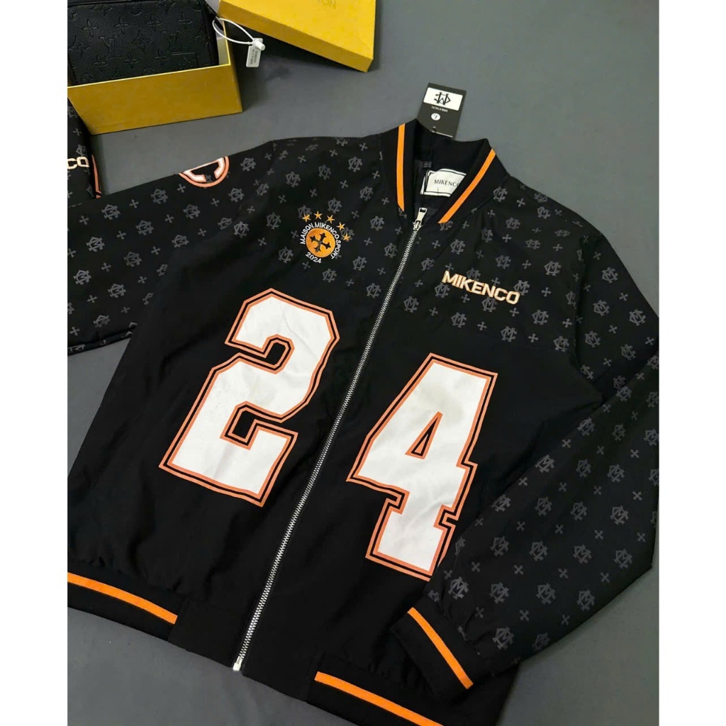 Áo khoác bomber gió nam nữ MC 24 in hoạ tiết vân chữ monogram thêu logo chữ ngực 2 lớp boy phố