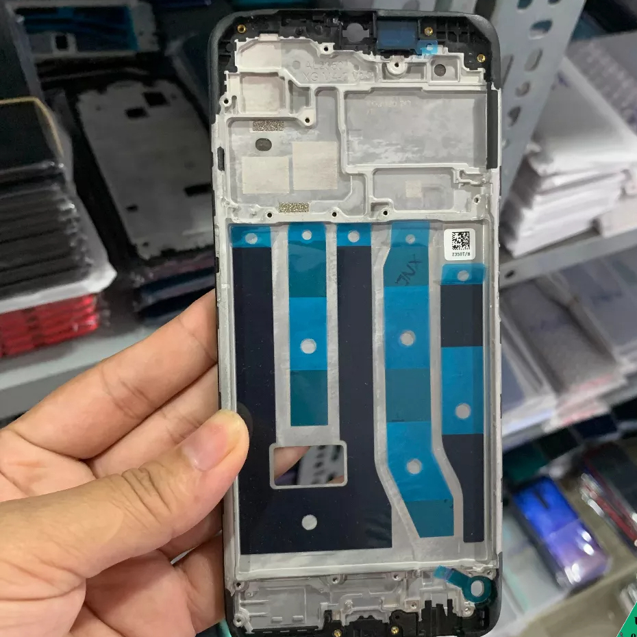 sườn đỡ màn oppo A31 -2020 ZIN
