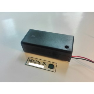 Đế pin 9V có nắp đậy và công tắc