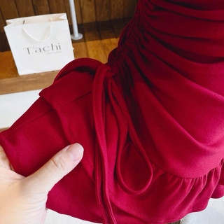 ĐẦM BODY TRỄ VAI RÚT DÂY ĐEN (về thêm ĐẦM TRỄ VAI XÁM TAY DÀI TRƠN/ đầm nơ đỏ - kèm ảnh thật)