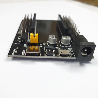 Đế Ra Chân cho NodeMCU ESP32