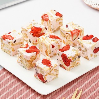   Ăn vặt ngon  100g Bánh sữa dê dâu tây sấy khô mềm ngon ăn ngon tốt cho sức khỏe 