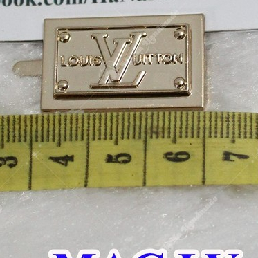 mạc LV trang trí 8k/cái