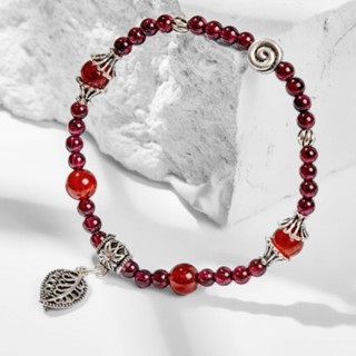 Vòng Tay Đá Garnet Charm Bạc 925 Lá Đôi tài lộc may mắn phong thủy udum quà biếu tặng sang trọng.