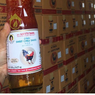 1 thùng sốt chua ngọt con gà Thái Lan (12 chai*980g)
